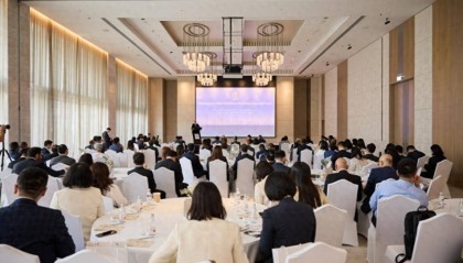 中国经济和人民币资本市场国际合作论坛在迪拜举行