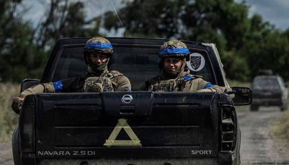 兵败如山倒！普京一声令下，乌克兰连夜撤军，“最大赢家”浮出水面