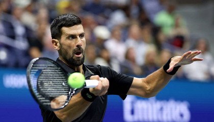 美网：38岁德约晋级四强将战阿卡 今年四大满贯均进半决赛