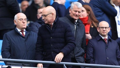 布雷斯福德爵士与曼联球员会面，分享INEOS计划