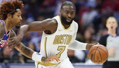 乌布雷准绝杀布朗24分 凯尔特人客场不敌76人