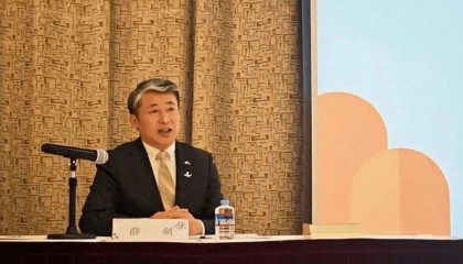 连美驻日大使都开始插手了，薛剑总领事遭围攻，若被驱逐中方必对等回应