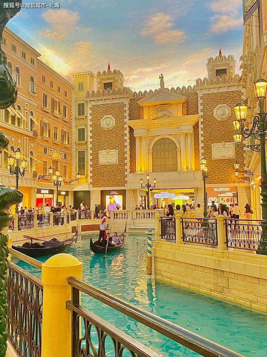 现在报团去港澳旅游团5日游多少钱一个人？现在报团去港澳5日游多少钱人民币
