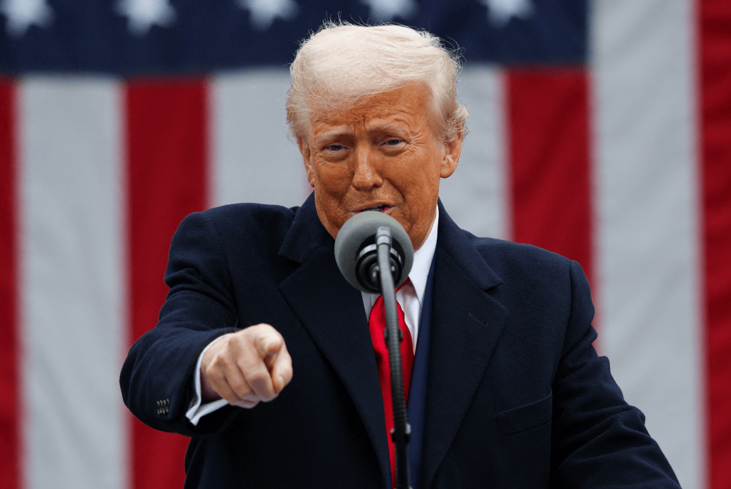 联大会议上,特朗普又闹出意外,但闭口不提中国,王毅外长的劝告起作用了 ?