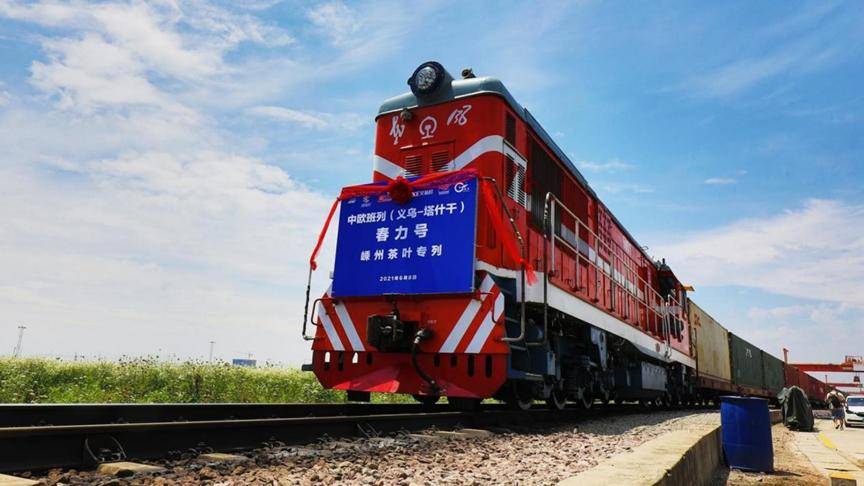 中方警告后，冯德莱按下暂停键，征收100%关税的事，欧盟会自行做决定