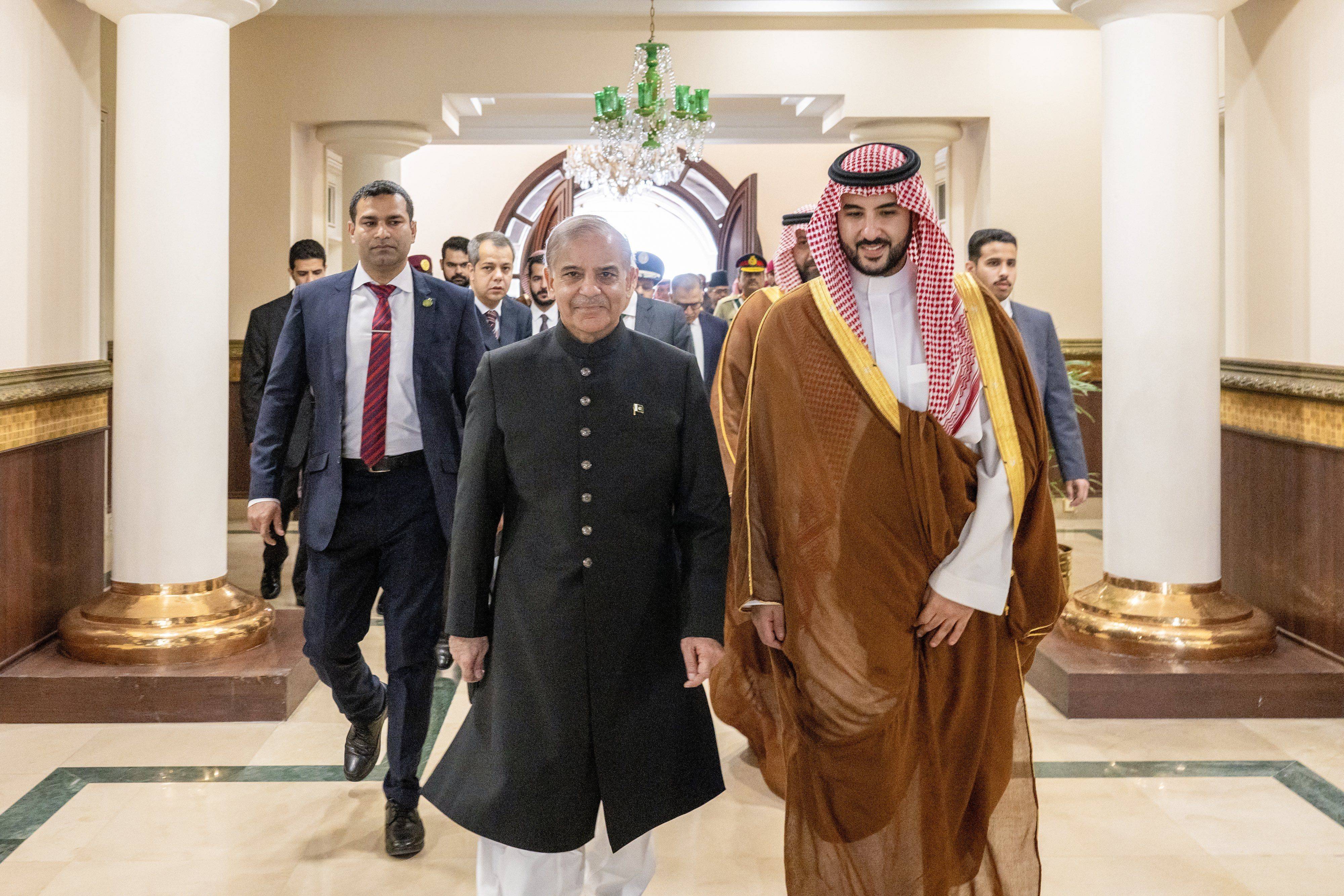 卡塔尔阿联酋加入沙巴防御条约,中东再度迎来新变局