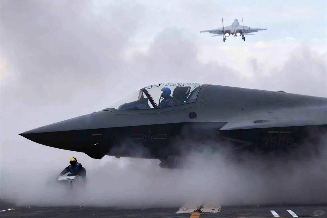 变天了，美国媒体首次公开承认，美海军在舰载机领域被福建舰击败