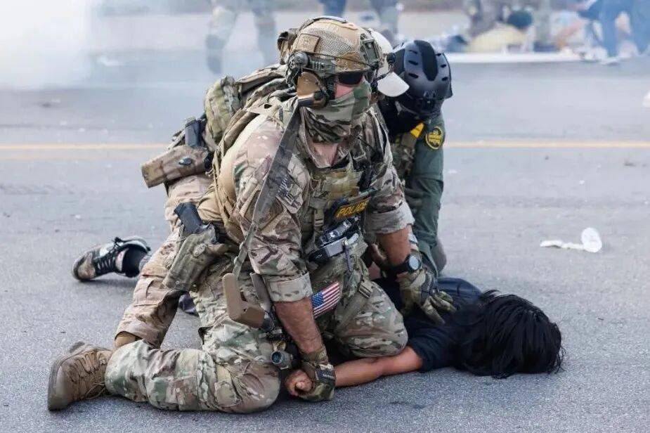 美国内战,这次好像不假!