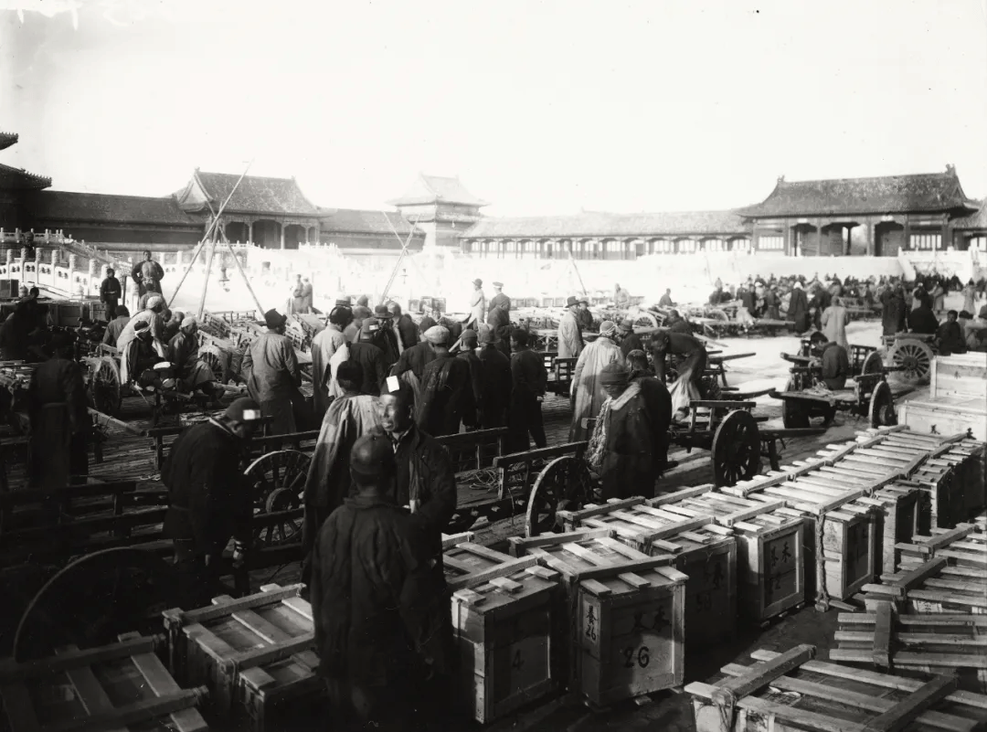 今天是故宫博物院百岁生日，让我们回顾她这一百年的史诗