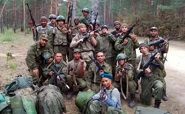 普京策划大行动!又一国2.5万大军帮俄打仗,比朝军还凶猛?