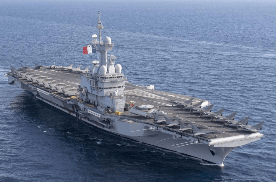 福建舰冲击西方认知，法国犹豫再三拍板，新航母要上3条弹射器